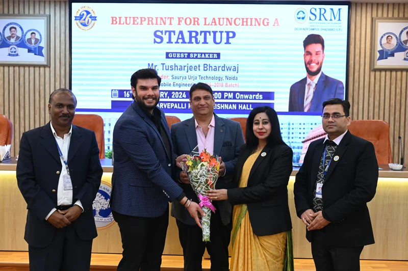 Alumni Talk on "Blueprint for Launching a Startup" 