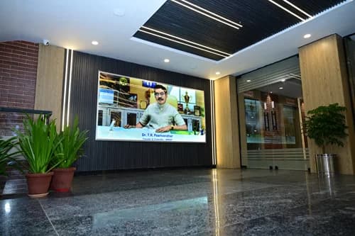 Vendhar Knowledge Centre - Student Workstations