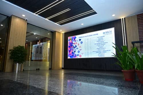 Vendhar Knowledge Centre - Dedicated iMac Lab