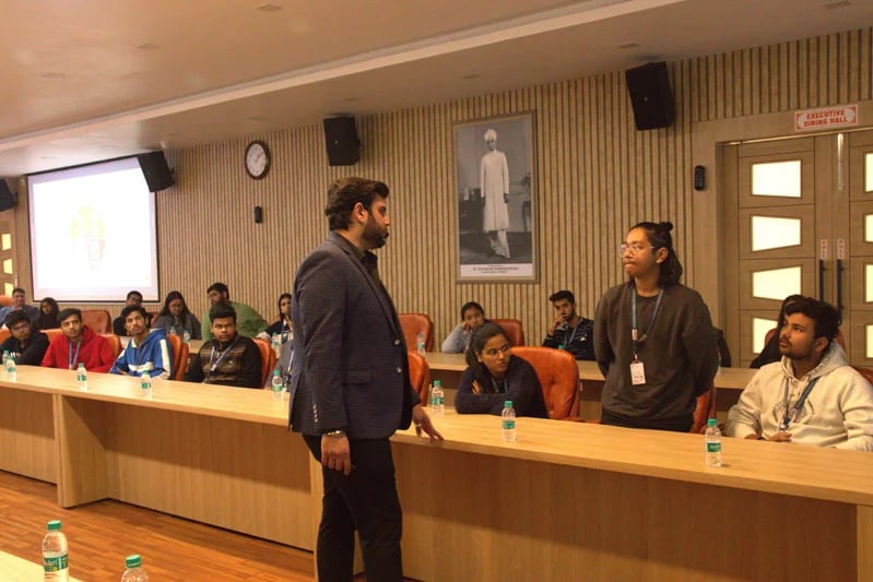 Alumni Talk on "Blueprint for Launching a Startup" — Photo 3 of 7