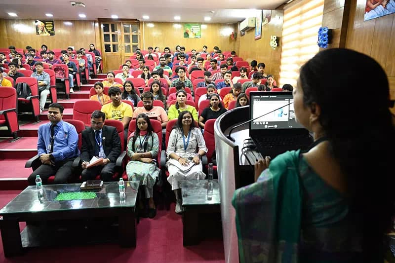 Workshop on Importance of Data Protection and Online Security - Photo 2