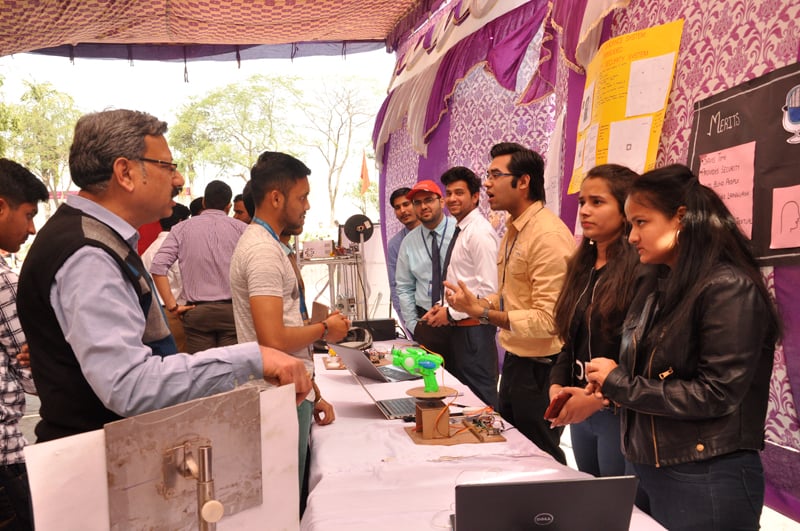 INNOVATE 2K19 (National level Technical fest) — Photo 1 of 3