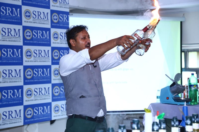 Mixology and Flair Bartending was organized at SRM IST Delhi NCR Campus Ghaziabad on 23-09-2022 — Photo 9 of 11