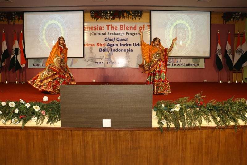 Cultural Exchange Program- India-Indonesia: The Blend of Traditions held on 17 February 2023 at SRM IST Delhi NCR Campus Ghaziabad. — Photo 10 of 16