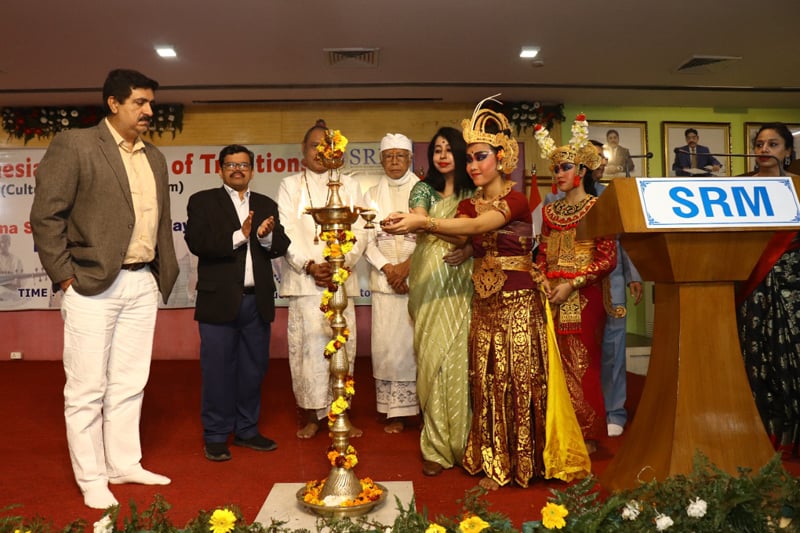 Cultural Exchange Program- India-Indonesia: The Blend of Traditions held on 17 February 2023 at SRM IST Delhi NCR Campus Ghaziabad. — Photo 3 of 16