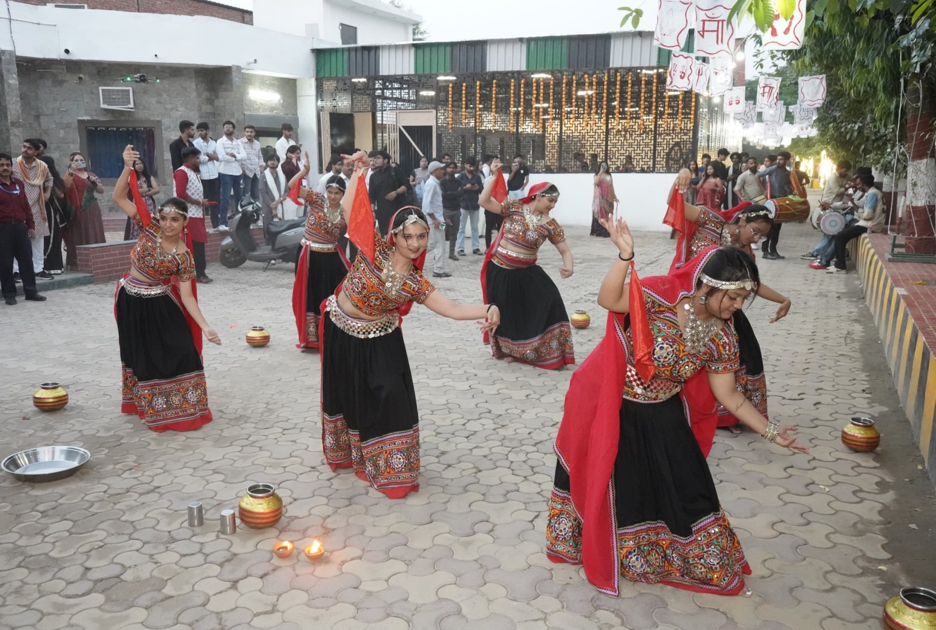 Shakti Utsav 2026 – A Spectacular Dandiya Night at SRMIST Delhi-NCR Campus! — Photo 4 of 65