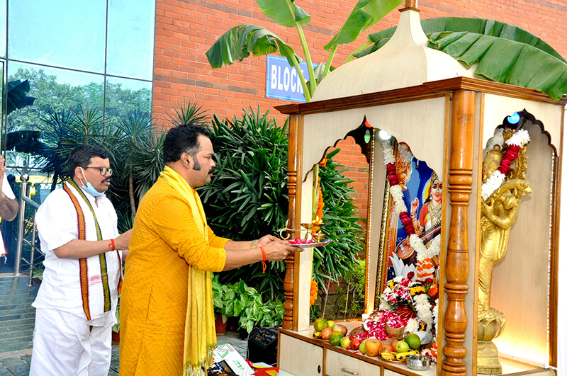 SRMIST, Delhi NCR Campus , Ghaziabad celebrates the auspicious occasion of victory of good over evil Dusshera and Saraswati Poojan on 25-10-2020 — Photo 1 of 3