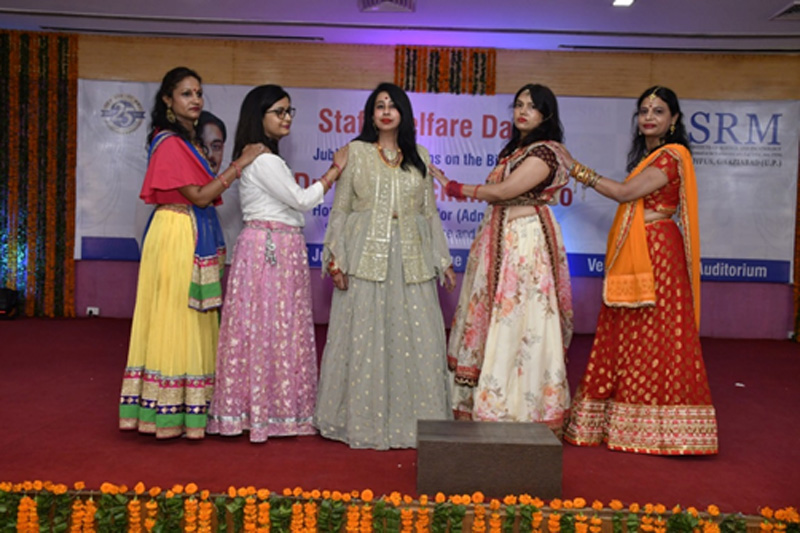 Celebration of Staff Welfare Day on the Birthday of Hon’ble Pro Chancellor (Admin) on 15th July 2022 at SRM IST Delhi NCR Campus Ghaziabad. — Photo 1 of 5