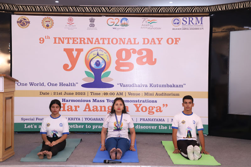 9th International Yoga Day — Photo 3 of 7